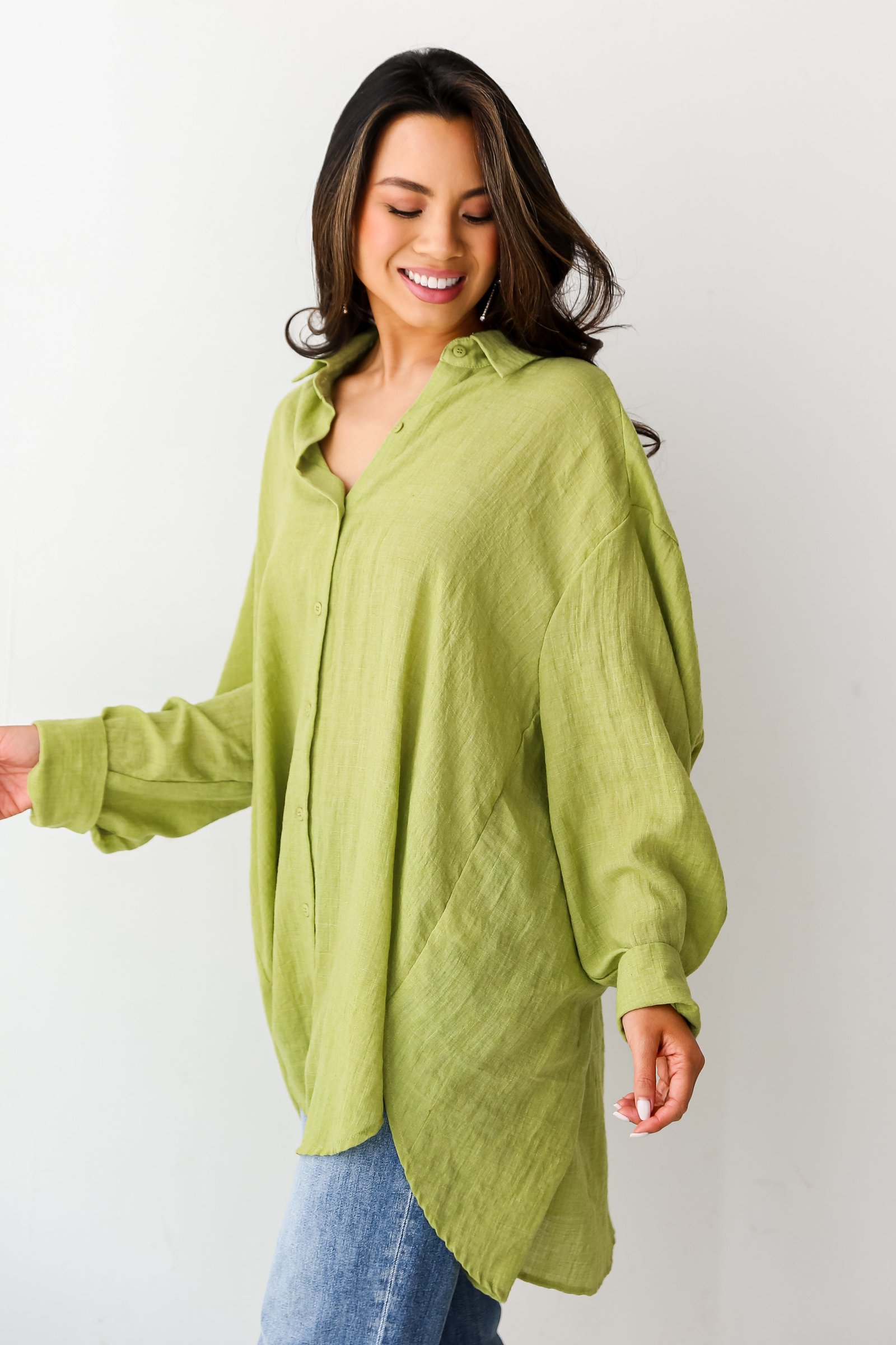 Allison Oversized Button-Up Blouse GL1