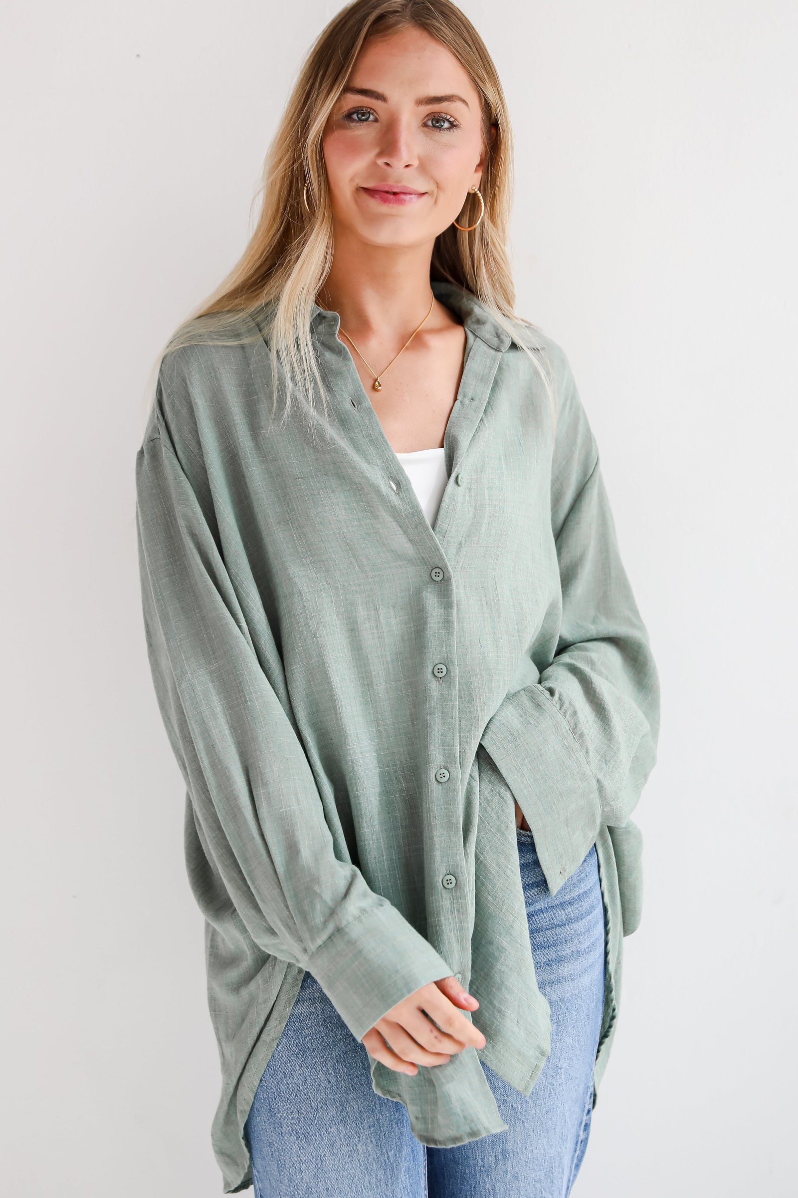 Allison Oversized Button-Up Blouse GL1