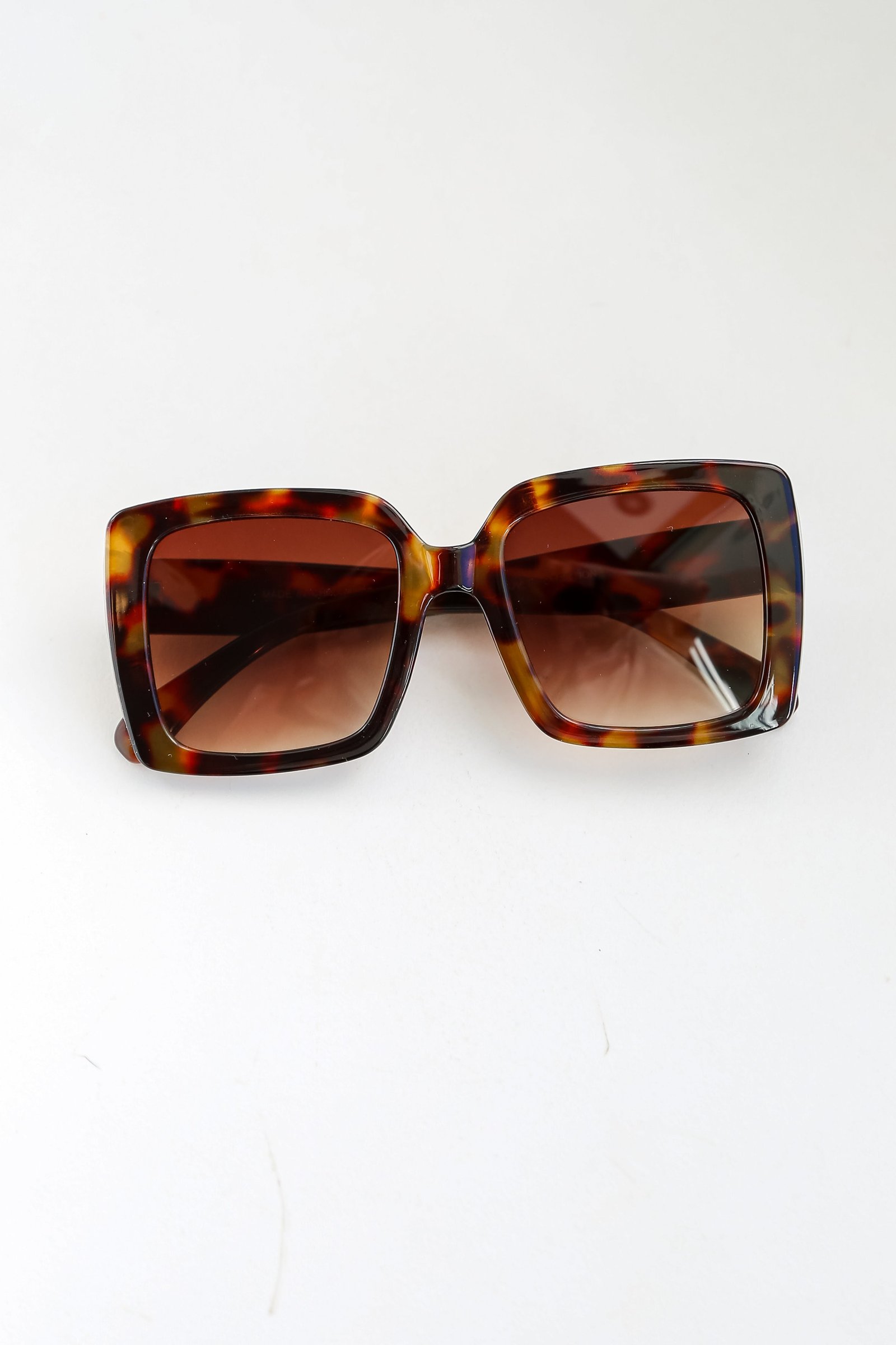 Turn Up The Sunshine Tortoise Oversized Square Sunglasses GL3